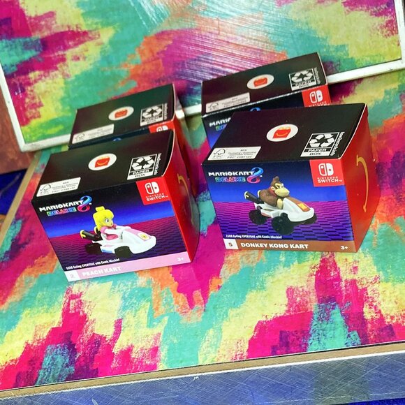 NEW MCDONALD’S 2024 NINTENDO SWITCH MARIO KART 8 DELUXE LOT NIP VIDEO GAME TOYS - Picture 4 of 4
